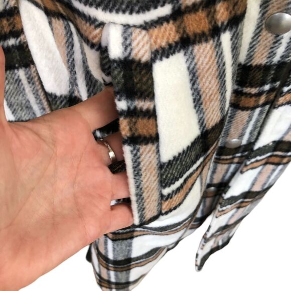 Blank‎ NYC Soft Cozy Flannel Shacket Jacket Preppy Clueless Plaid Longline - Picture 7 of 14